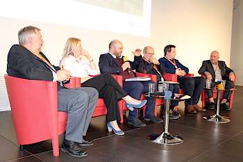 Podiumsdiskussion