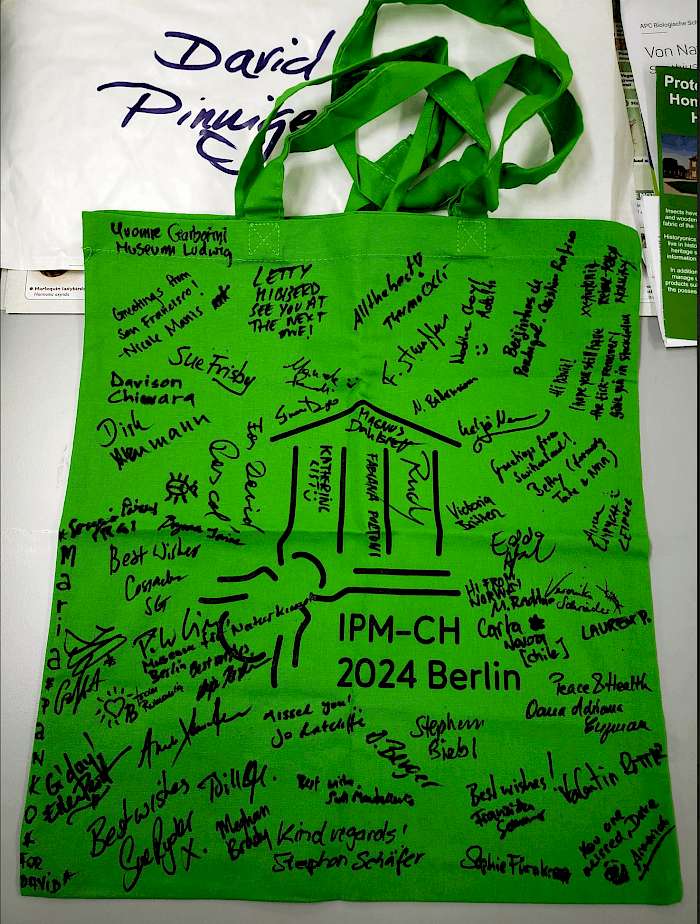 Foto der Tagungstasche IPM for Cultural Heritage 2024